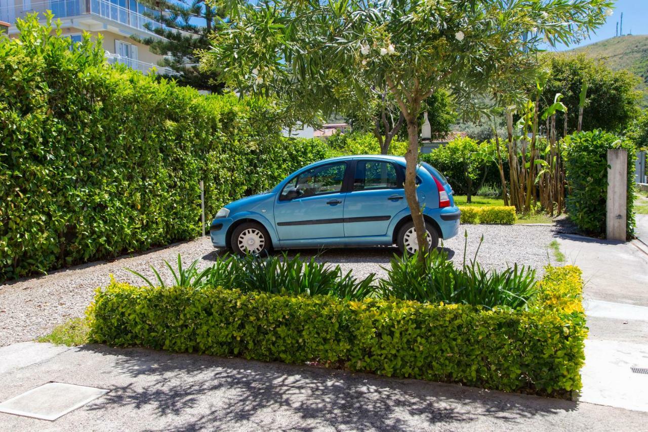 Appartamenti Vacanze Mareemare Capo d'Orlando Exterior photo