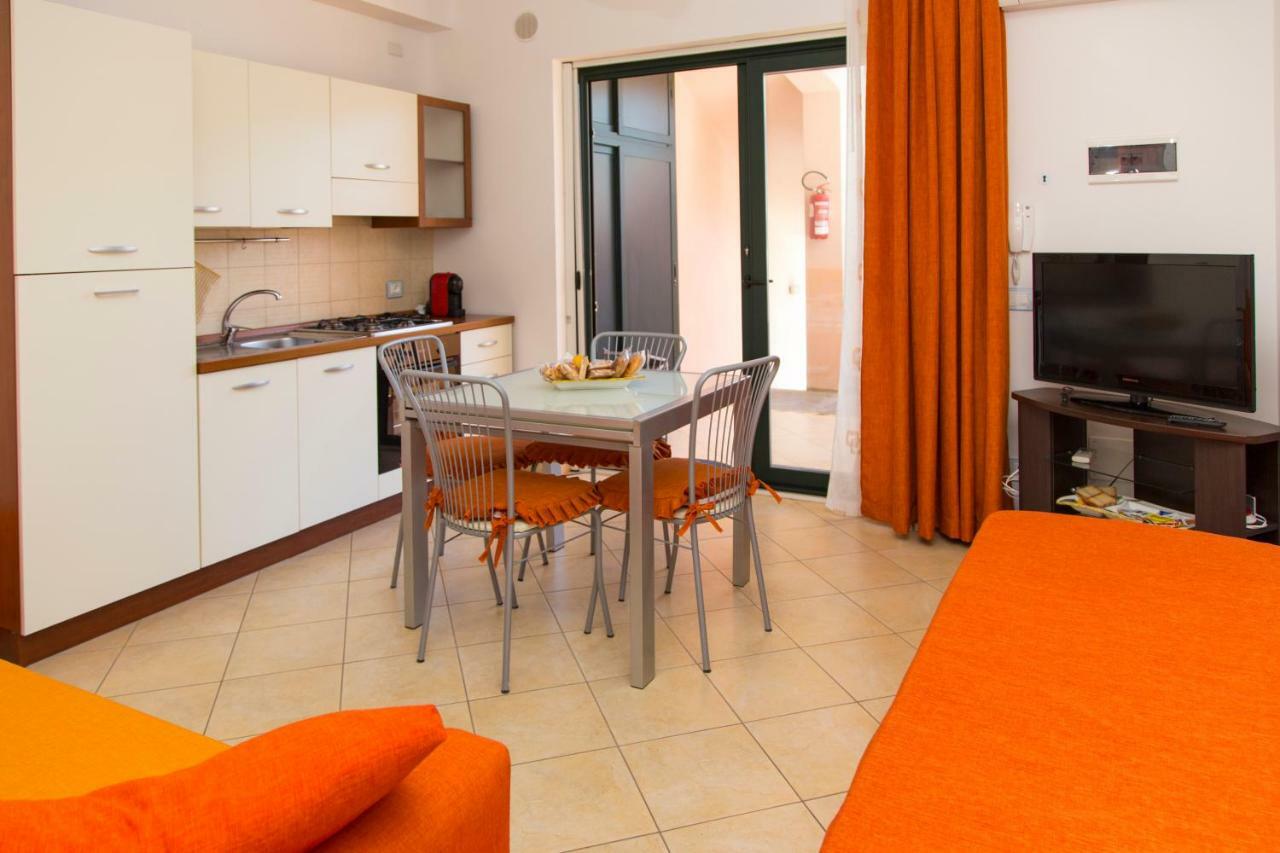 Appartamenti Vacanze Mareemare Capo d'Orlando Exterior photo